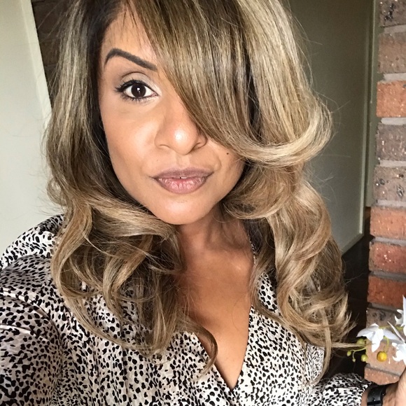 Meet your Posher, Naveeni - Picture 1 of 1